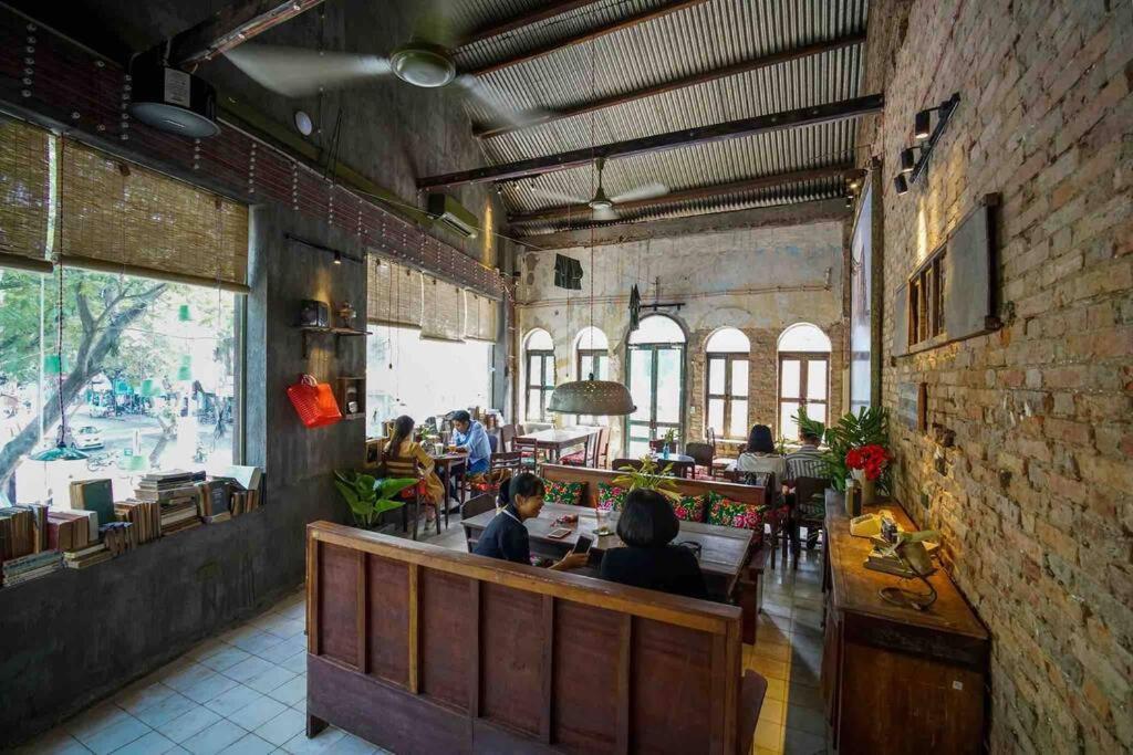 Saigonese Lifestyle - Near Ben Thanh Market *
